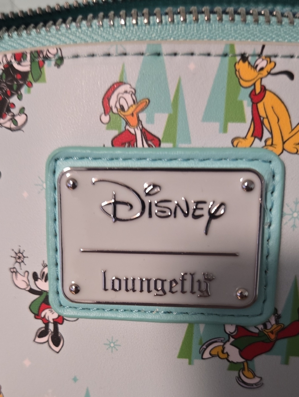 Disney Holiday 2022 Faux Leather NWTs Loungefly Crossbody. (#95) - Picture 3 of 8